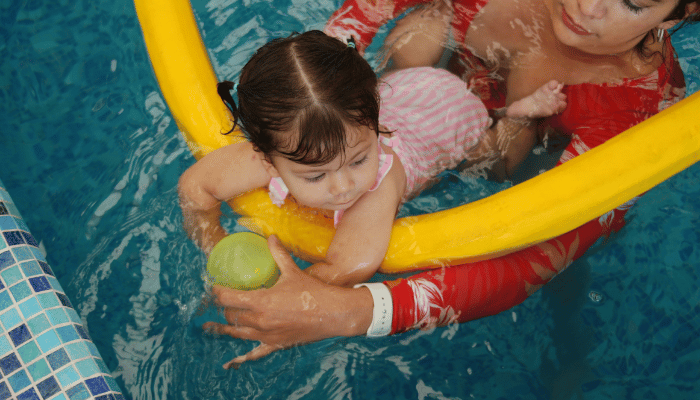 Segurança na Piscina para Bebés