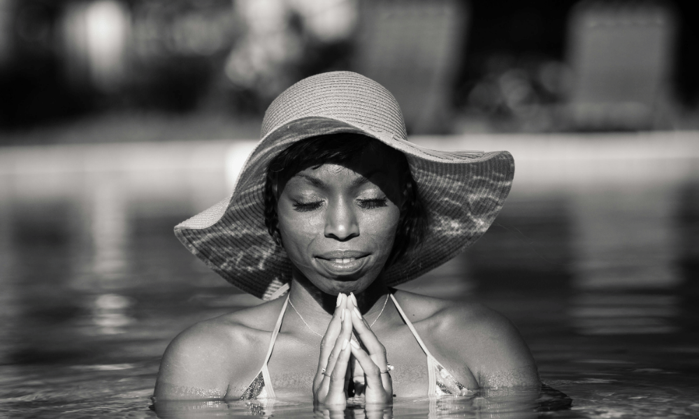 Meditação na Piscina